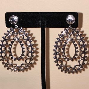 Stella & Dot Statement earrings